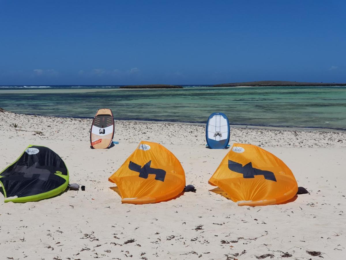 Ocean Lodge Kite & Windsurf Antsiranana エクステリア 写真