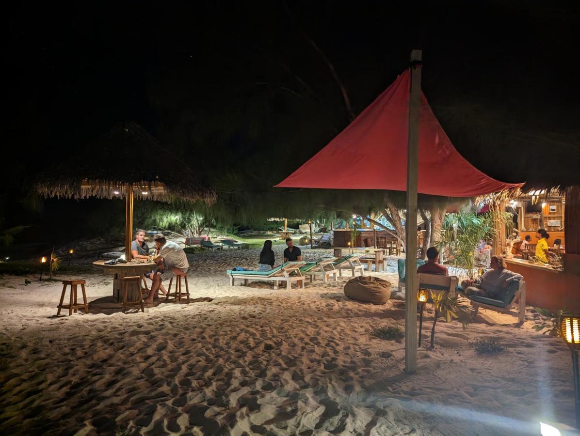 Ocean Lodge Kite & Windsurf Antsiranana エクステリア 写真