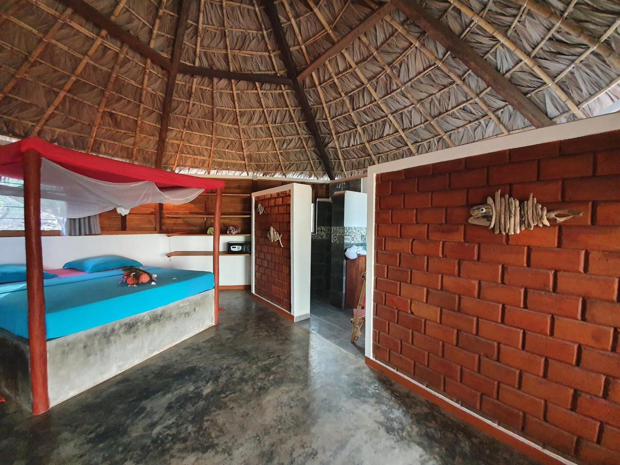 Ocean Lodge Kite & Windsurf Antsiranana エクステリア 写真