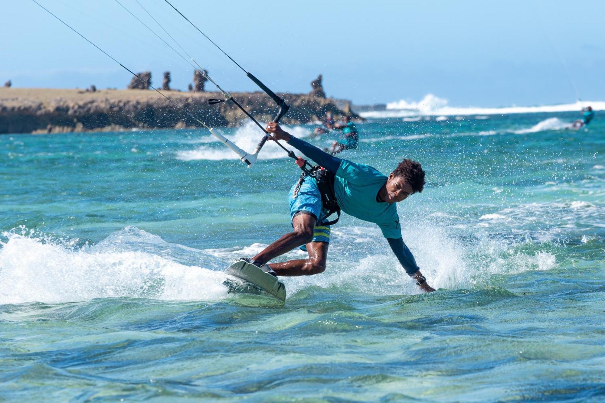 Ocean Lodge Kite & Windsurf Antsiranana エクステリア 写真